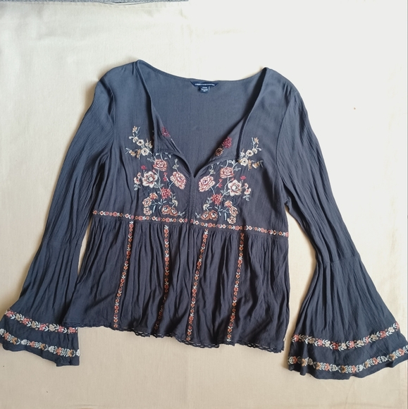 American Eagle Outfitters Tops - American Eagle Peasant Top